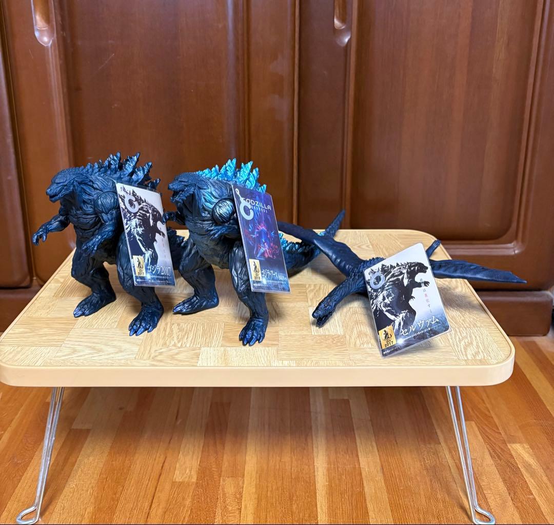 はなぴ ムビモン◾️ゴジラ2017＋アース熱線放射ver.＋セルヴァム◾️