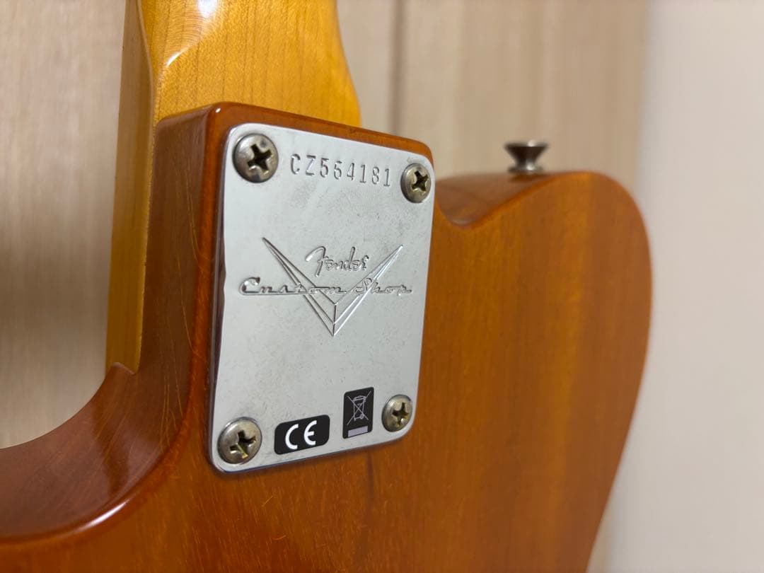 Fender customshop Telecaster ‘68シンライン