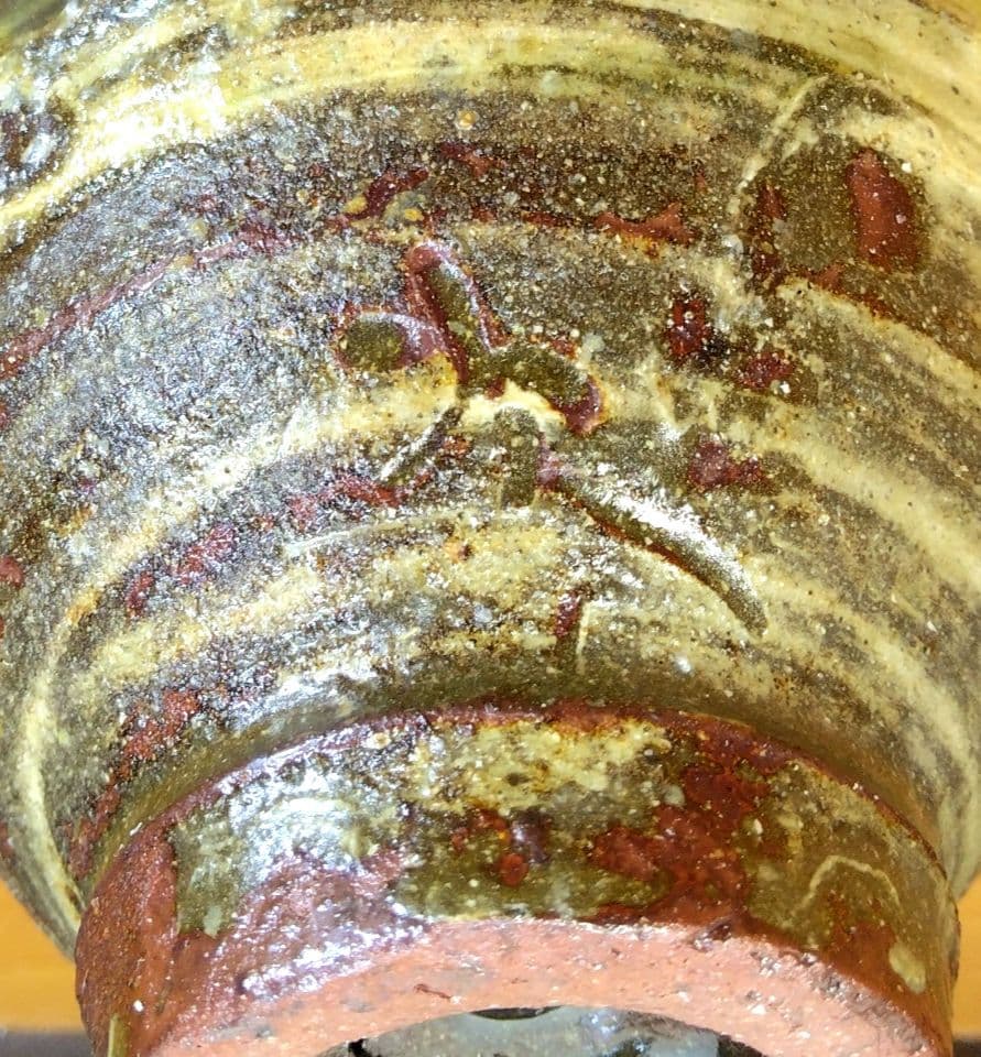 人間国宝 金城次郎 ぐい呑(魚紋ぐい呑）栞 共箱 壺屋焼 壷屋焼 やちむん 美品