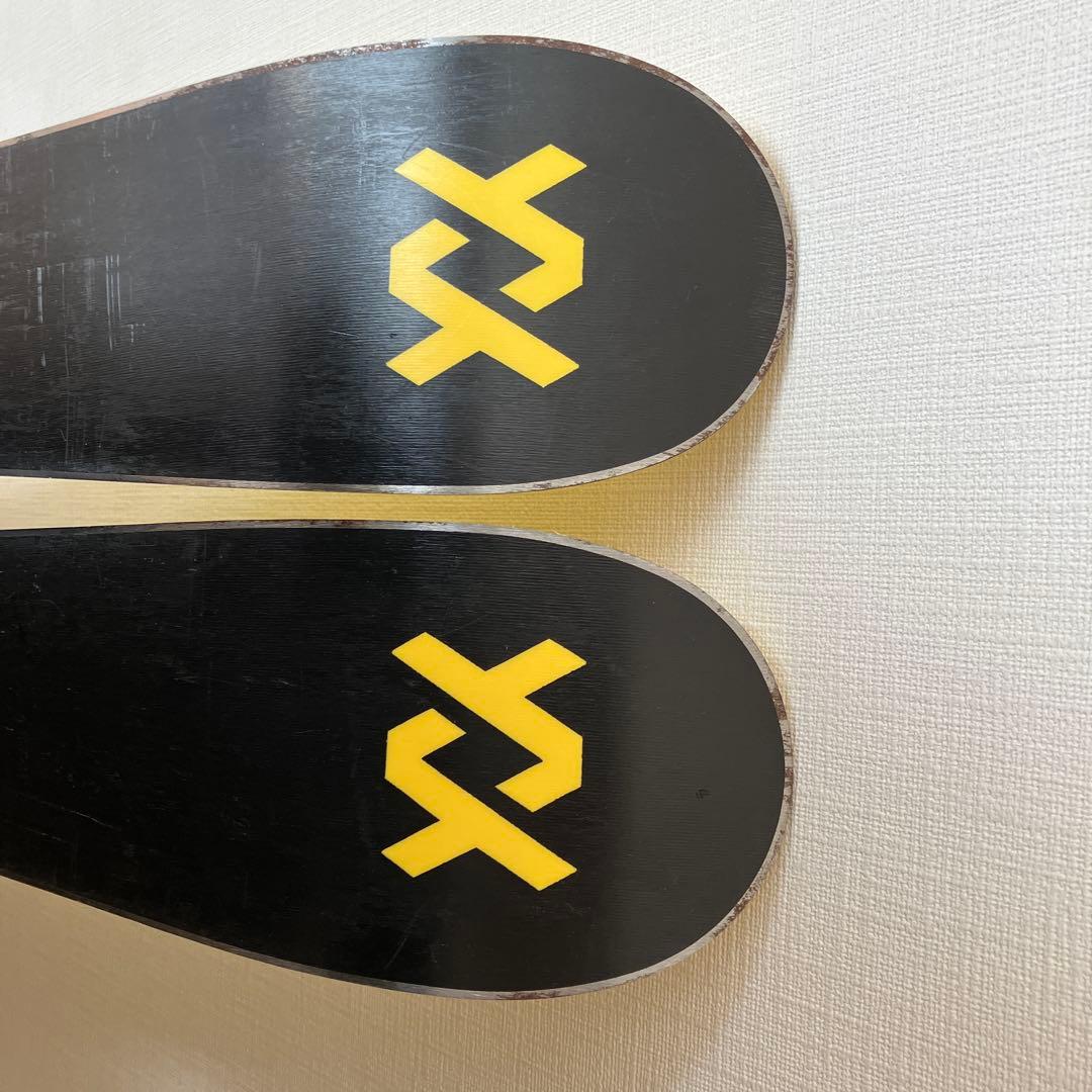 Völkl イエロー スキー板　ツインチップ