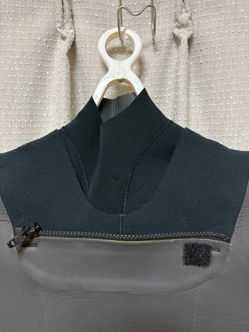 BEWET(ビーウェット) 5×3mm セミドライ レディースMサイズ 相当