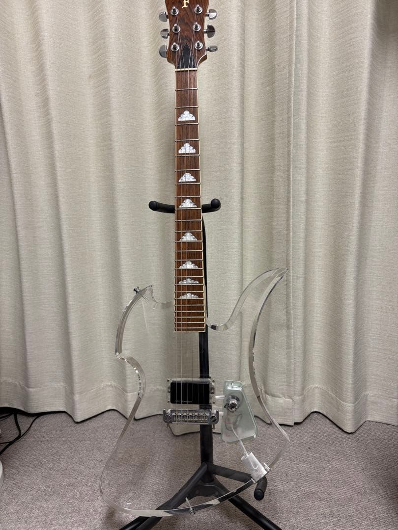 FERNANDES クリスタルモッキンバード アクリルギター hide