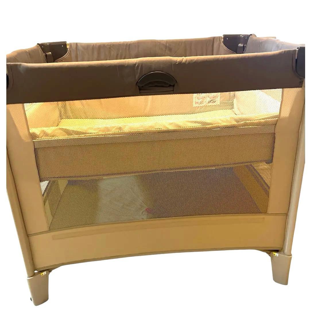 【美品】Aprica ココネルエアー 66047 折り畳み ベビーベッド