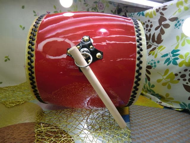 新品未使用(送料無料)19.980円　Nエイサー大太鼓30cmバチ付き