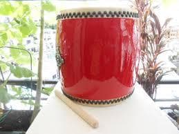 新品未使用(送料無料)19.980円　Nエイサー大太鼓30cmバチ付き