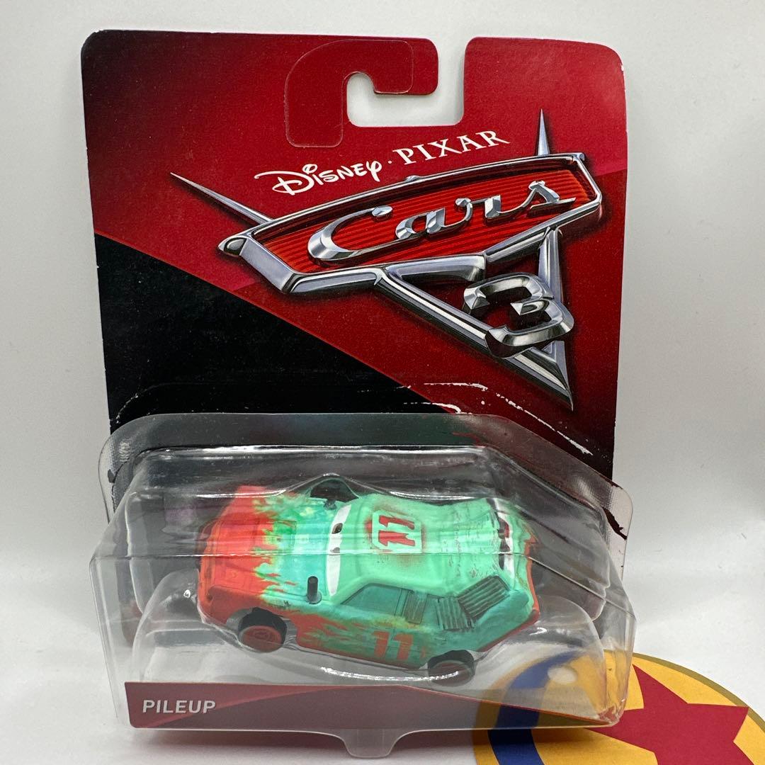 カーズ マテル PILEUP ミニカー 泥んこレーサー ピクサー ディズニー
