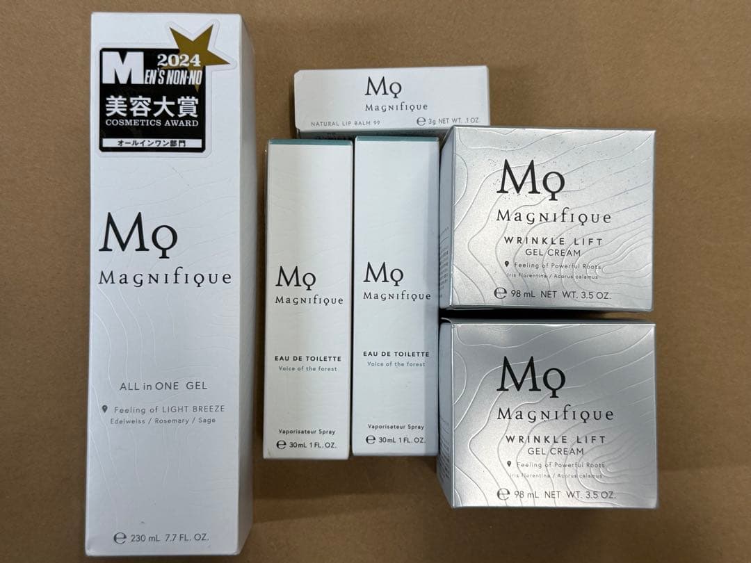 マニフィーク 保湿ジェルローション・シワ改善クリーム2個・オードトワレ2個他