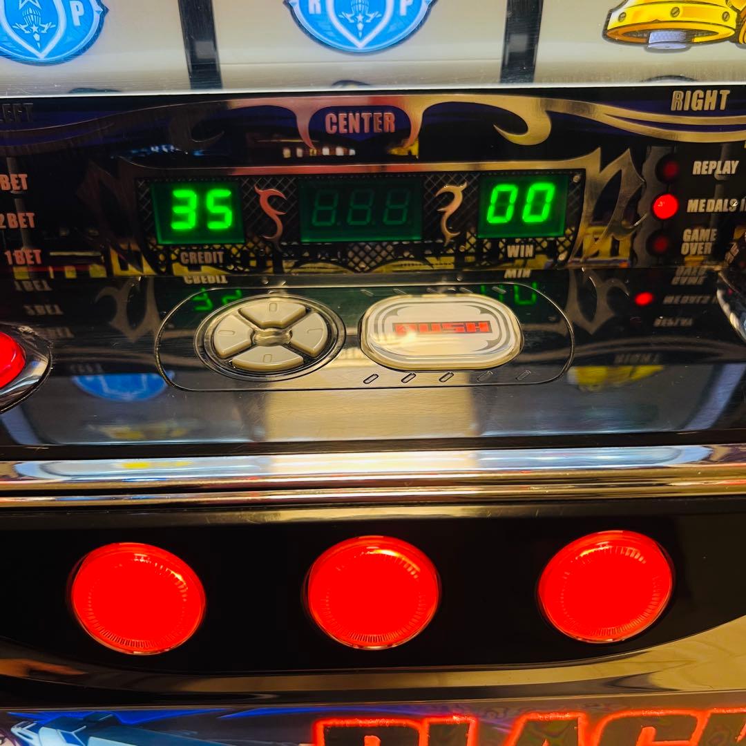 初代ブラックラグーン スロット実機 メダル不要機搭載