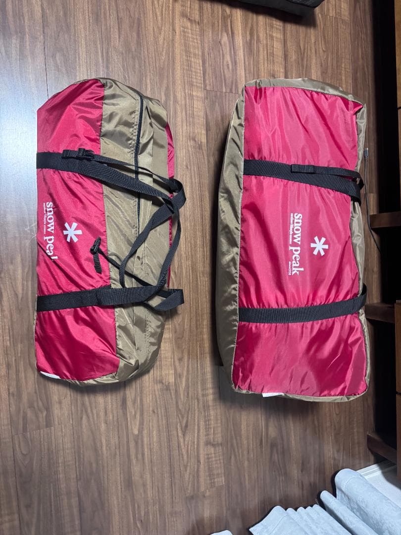 スノーピークTP-671Rモデルのブラウンの未使用ランドロックテント