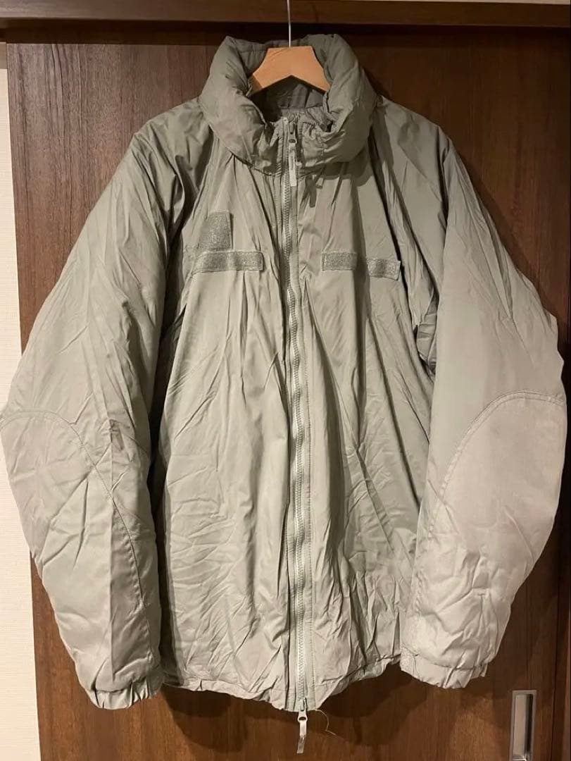 こ*へ様 【数回着用のみ】米軍実物 ECWCS LEVEL 7 L-R