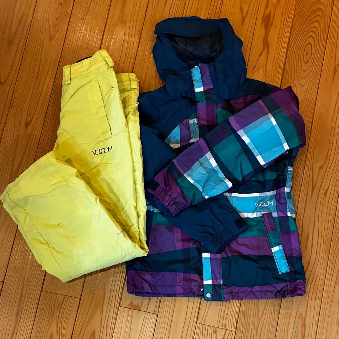 VOLCOM スノーボードウェア　Sサイズ