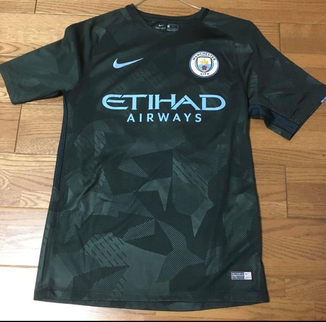 ベルナルドシウバ　マンチェスターシティ　ユニフォーム