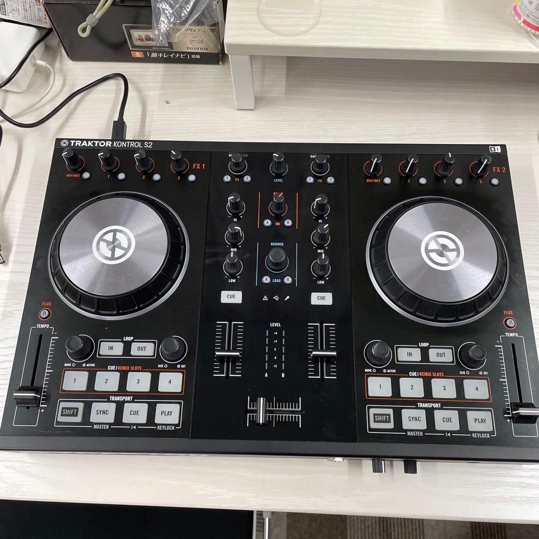 DJ機材 TRAKTOR KONTROL S2