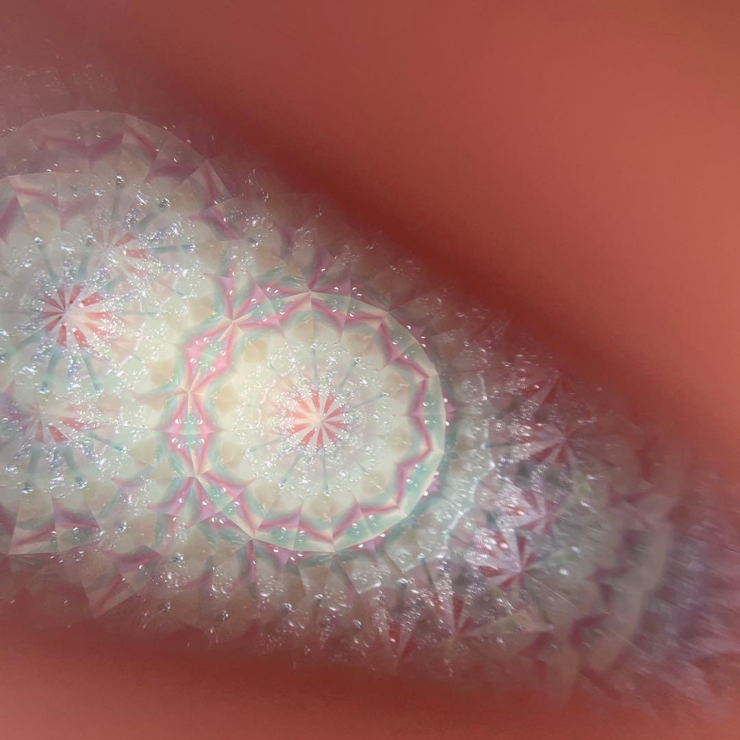 ピンクの万華鏡 グラスニーク