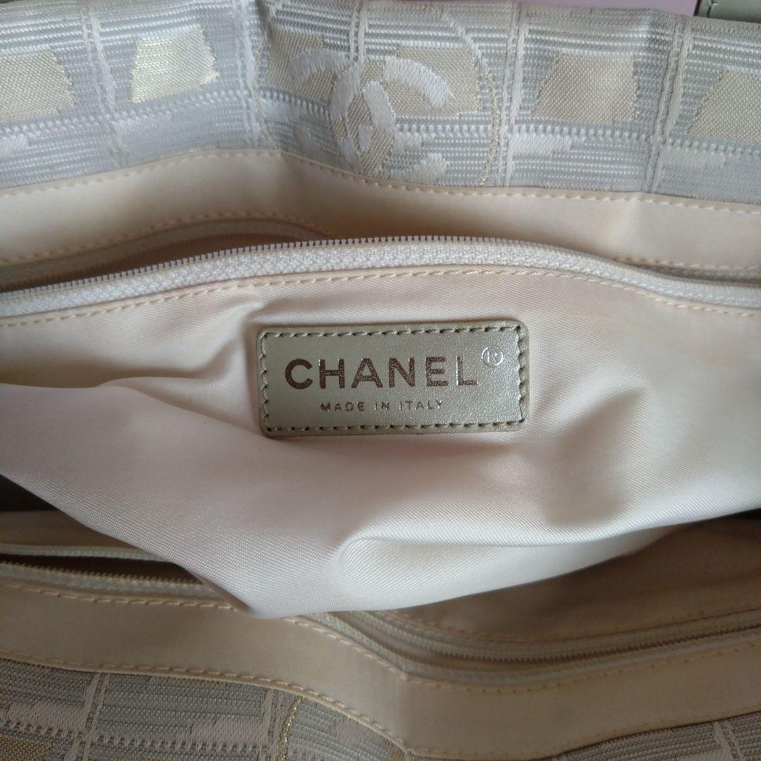 CHANEL ベージュ キャンバス ハンドバッグ