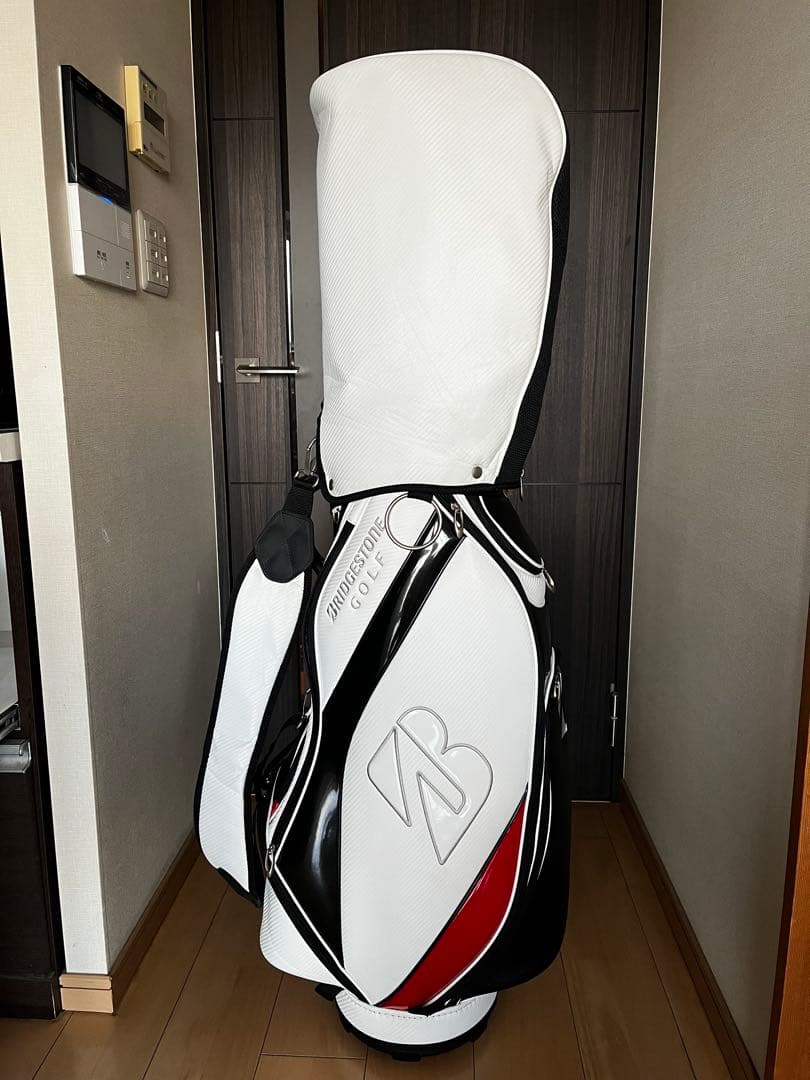美品ブリヂストン ゴルフ カートバック　キャディバッグ ホワイト　ツアーBメンズ