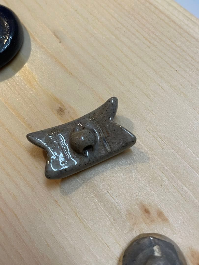 3個セット◆ ルーシーリー　陶製ボタン　国立工芸館　ビミニボタン