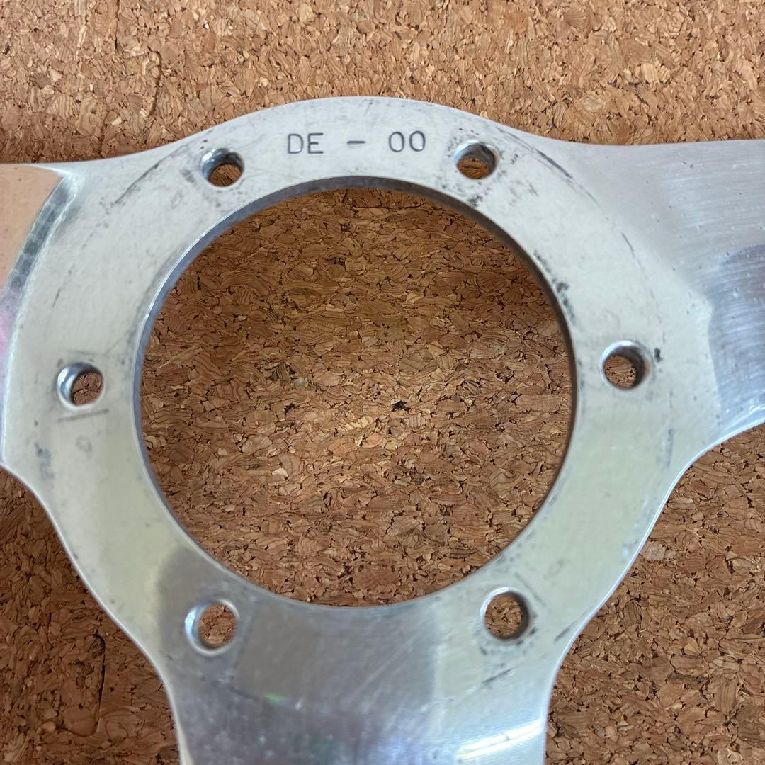 ナルディクラシック　36.5センチ　ホーン二つ付き