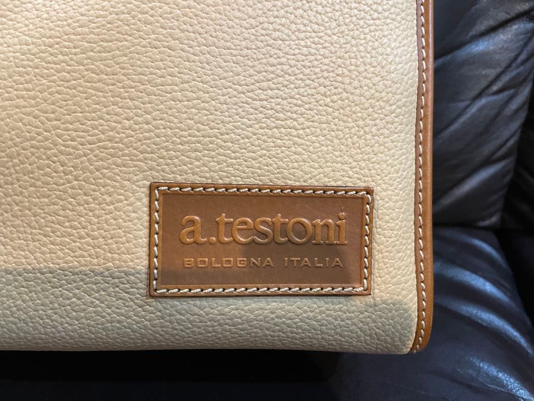 フェリージ　と　テストーニ