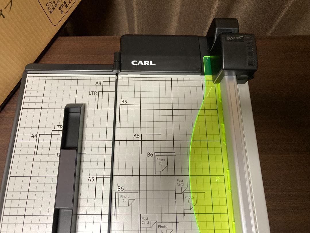 送料無料 CARL DC-F5100 裁断機 ディスクカッター・スリム 使用少