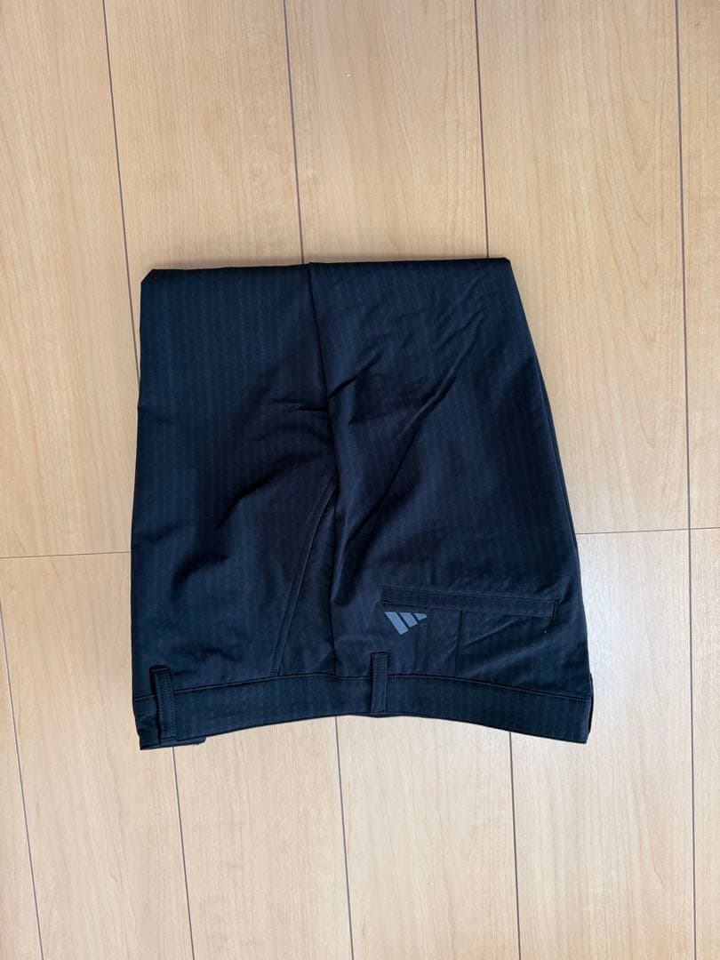 ゴルフウエア上下、アンダーシャツ、キャップ