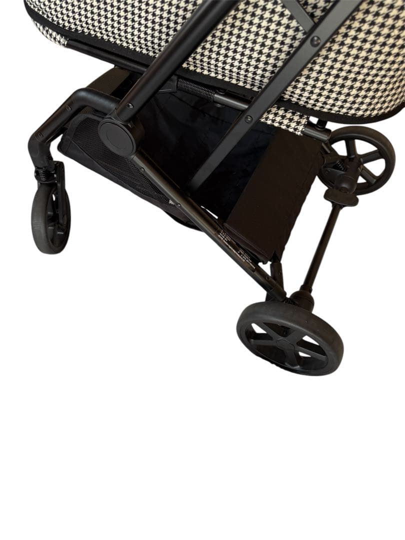 ロイヤルテイルズ　ハリースペット　ランウェイ ペットカート