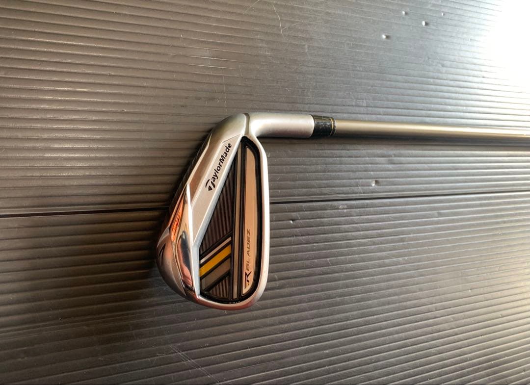 テーラーメイドロケットブレイズ アイアン(#7単品) TM7-313 レディース