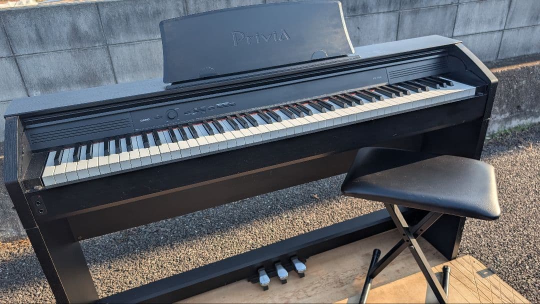 送料込み CASIO privia PX-750 2014年製 激美品