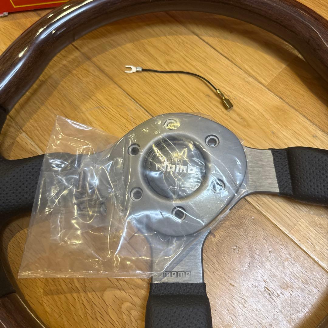 ⭐️新品⭐️MOMOステアリング ファイター レザー / ウッド (マホガニー)