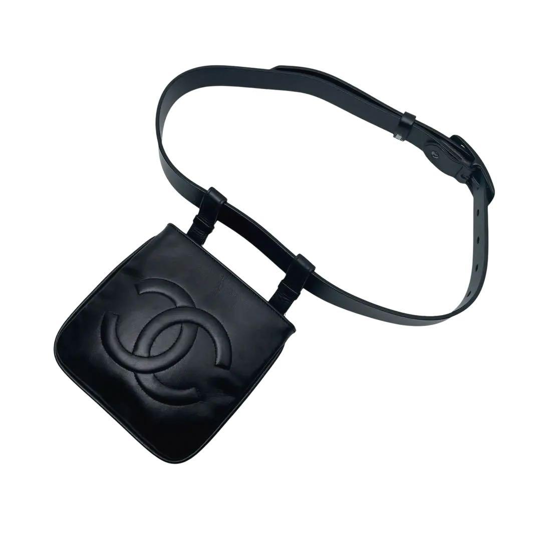 良品 シャネル ラムスキン ココマーク ウエスト ボディ バッグ ブラック