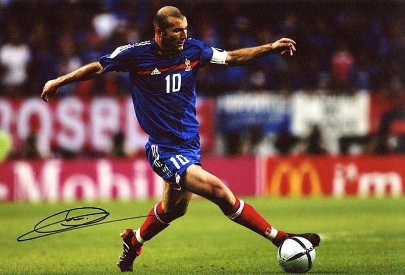 サッカー ジネディーヌ・ジダン 　証明書付　フランス代表　 直筆サイン入りフォト