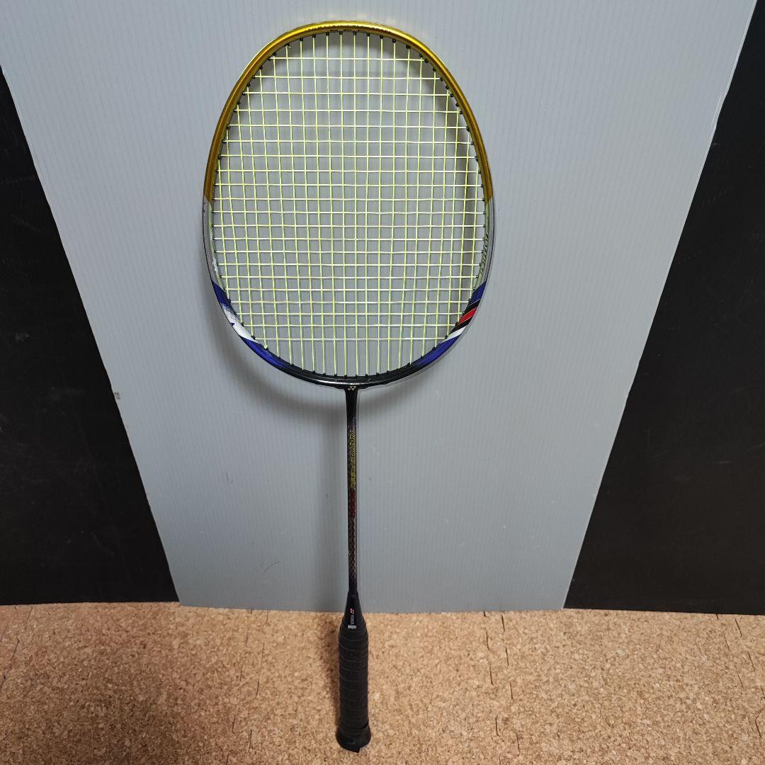 廃盤品 YONEX NANOSPEED 9000 バドミントンラケット
