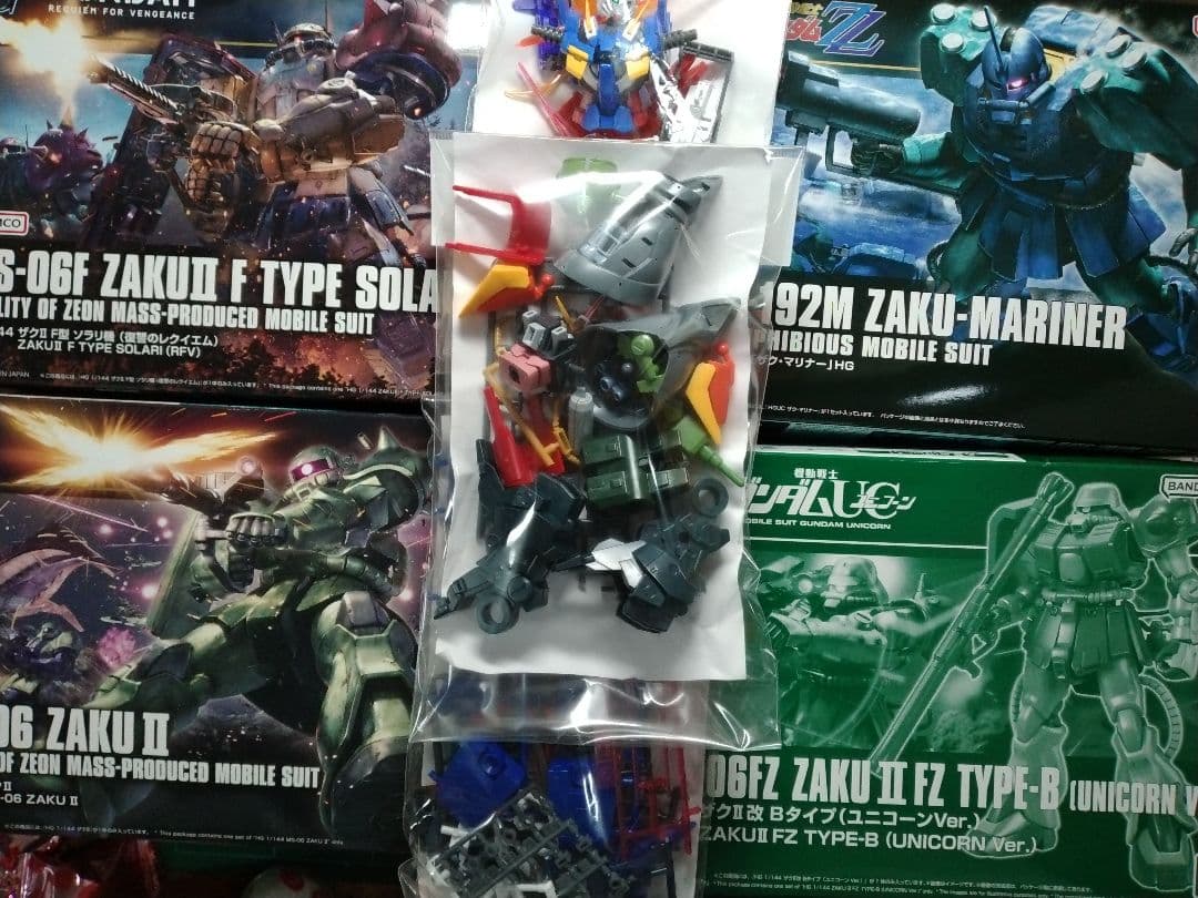 HGザク各種　4種セット　新品未開封品　＋　ジャンクパーツ3袋　送料込み