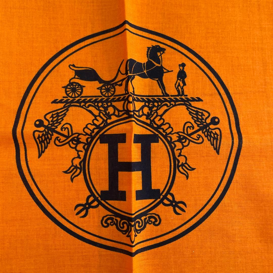 HERMES PARIS エルメス　ハンカチ　スカーフ