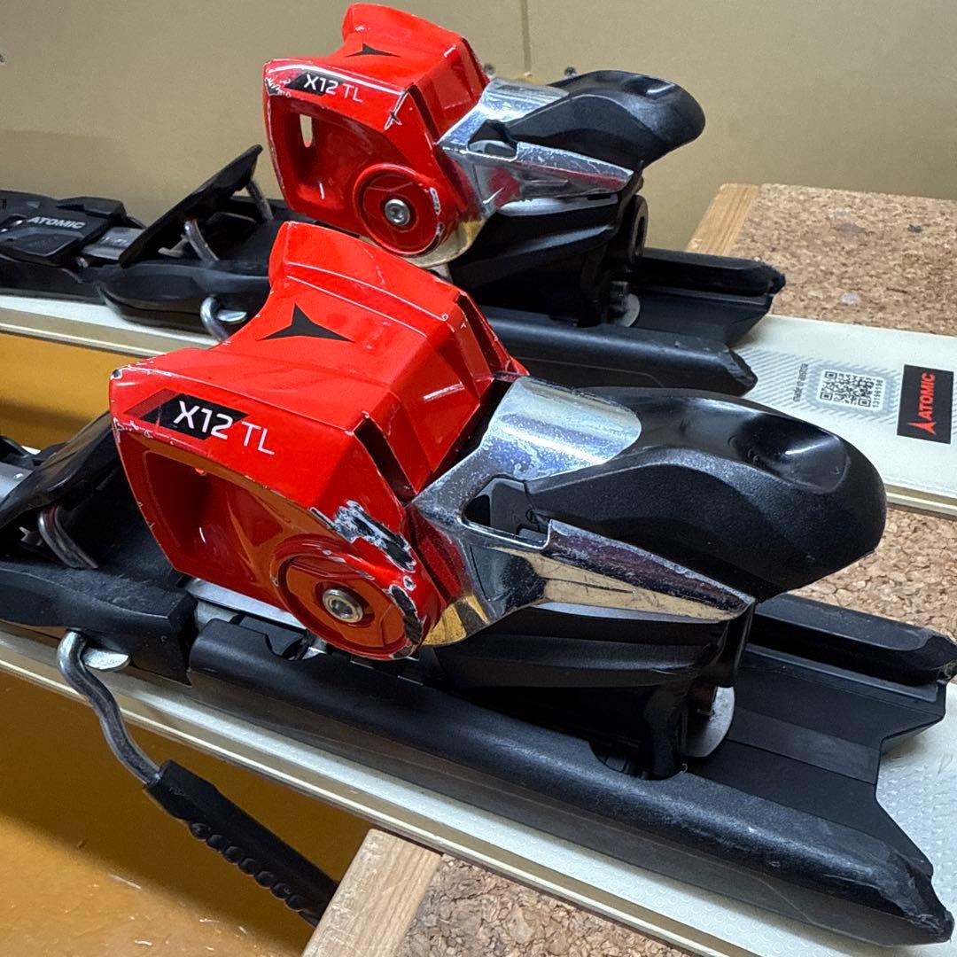 Atomic アトミック Redster S8i スキー板 155cm