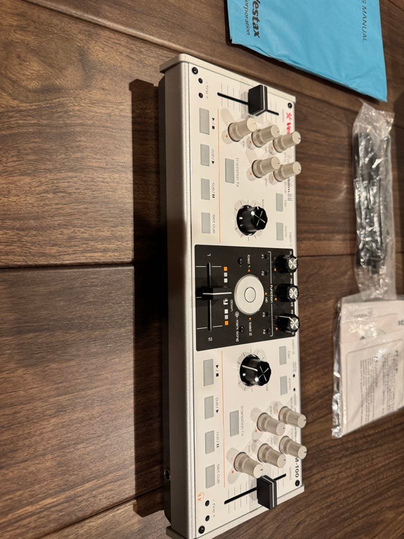 VESTAX VCM-100 アップルストア限定品　カスタム