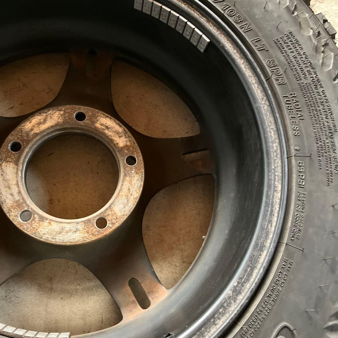 「SSJレーシング サムライ」のジムニー用ホイール GEOLANDAR セット