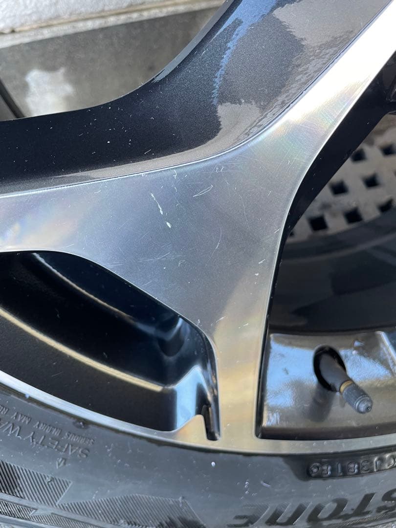 フォレスター純正18インチスタッドレスタイヤホイール4本セット225/55R18