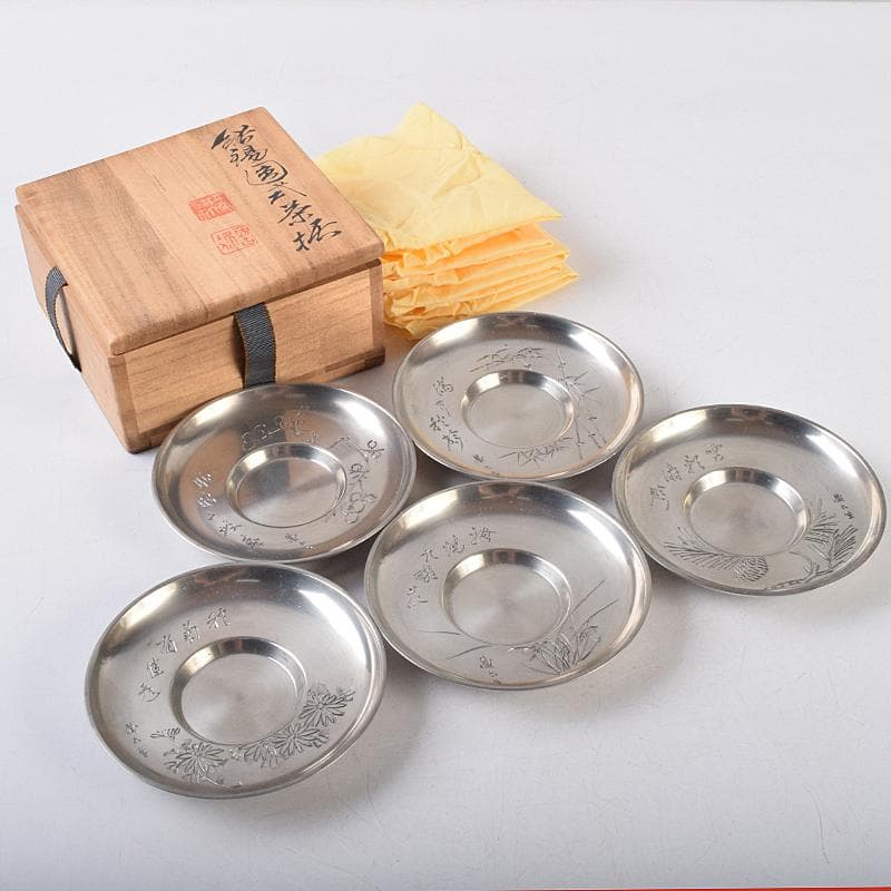 平安　邃古居　秦蔵六造　純錫　倣張萬順之作意　圓式茶托　五客　共箱　GR9455
