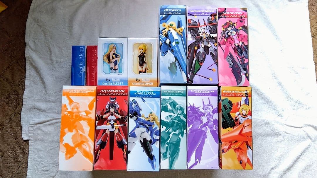 アーマーガールズプロジェクト IS　フィギュア13セット