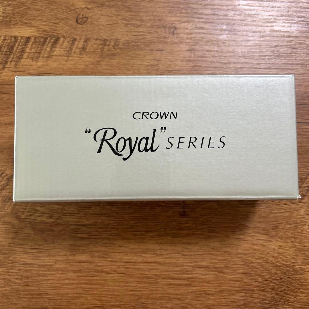 新品　非売品トヨタクラウンロイヤル サルーン　8S6 ダークブルーマイカ