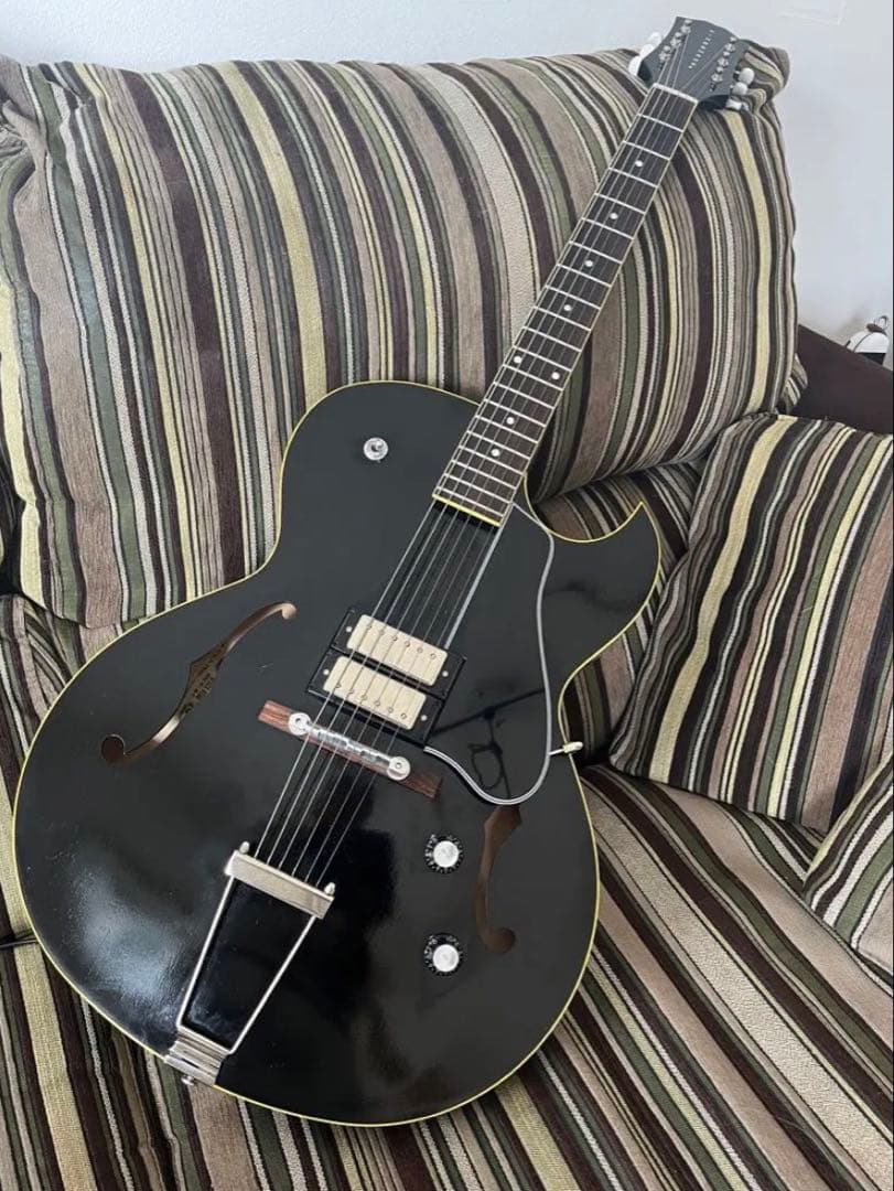 ギター King Snake BlackBear