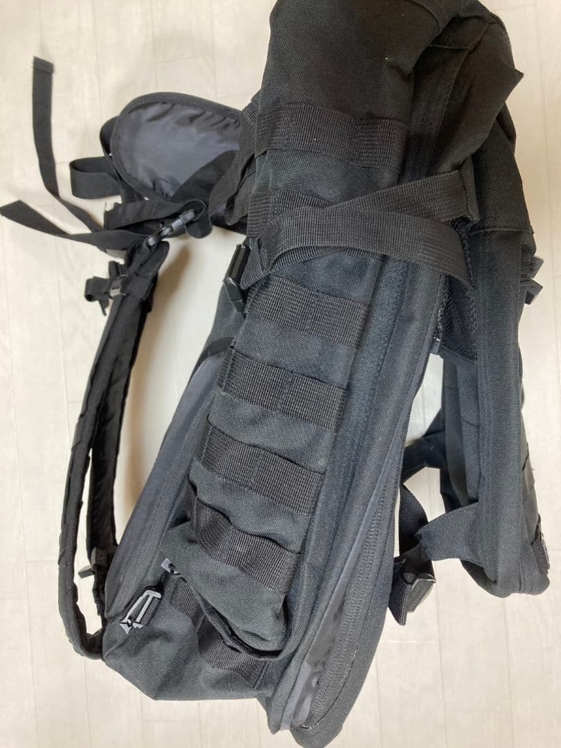 SOGバラージュ タクティカルインナーフレームバックパック、64.3収納