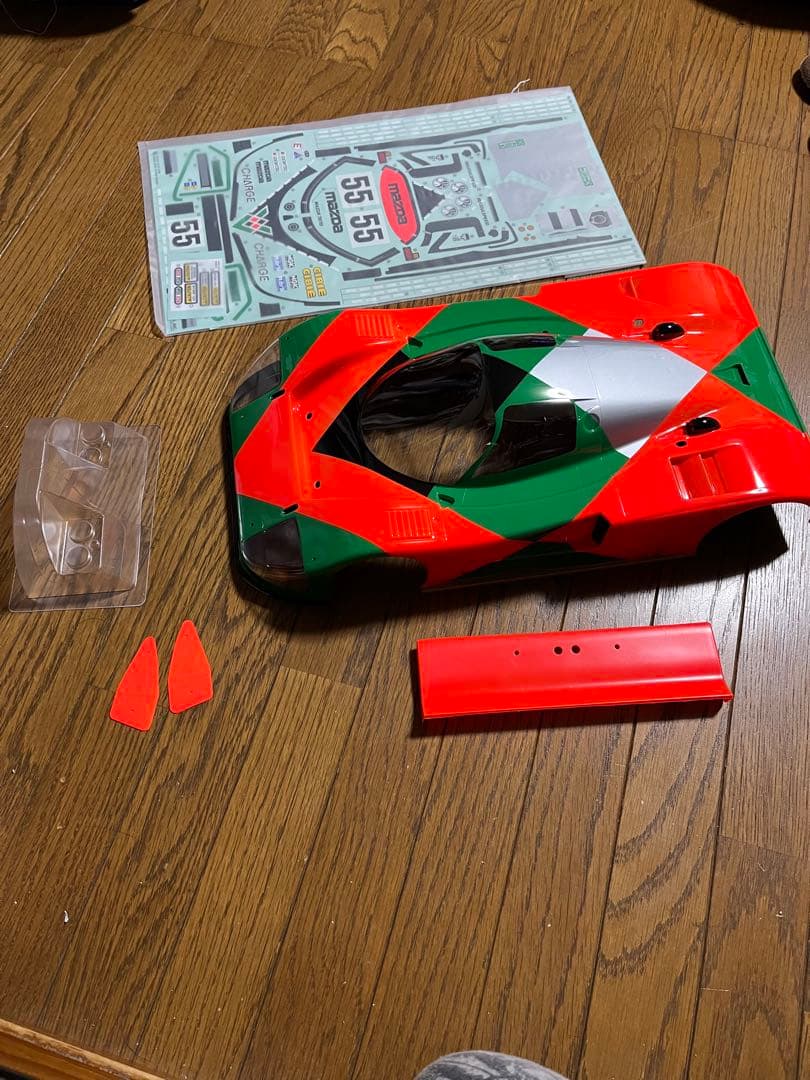 タミヤ　塗装済787bボディ