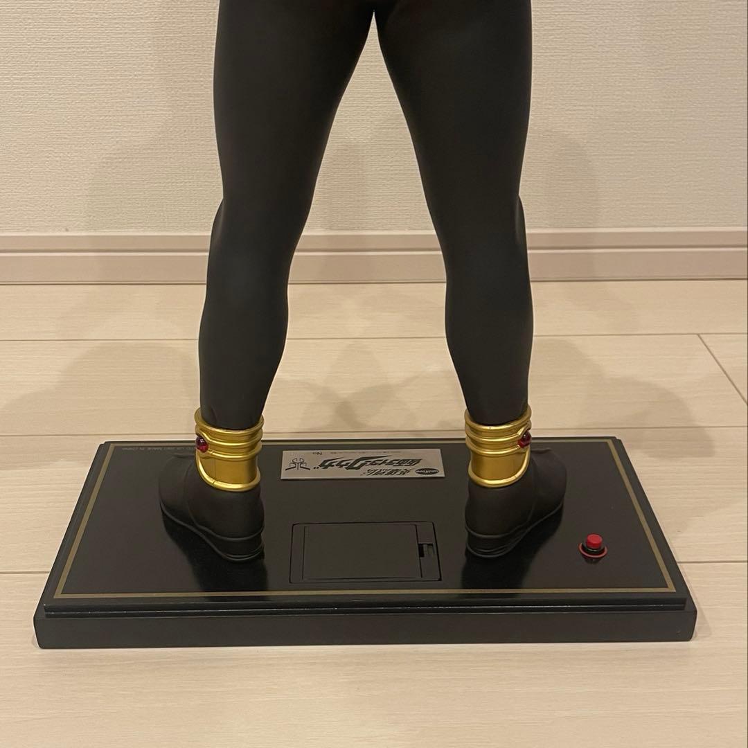 仮面ライダークウガ フィギュア ユニファイブ 五代雄介