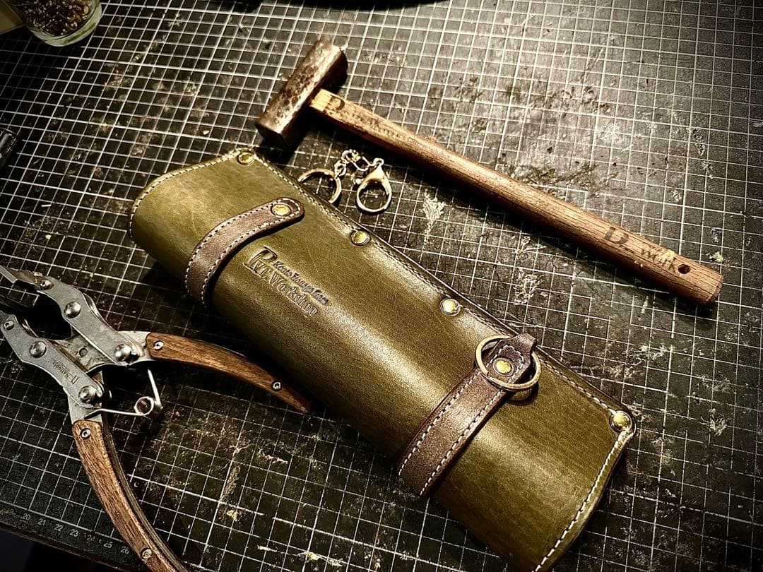 Pvt.Workshop 極　CL 本革　ハーフプレマケース