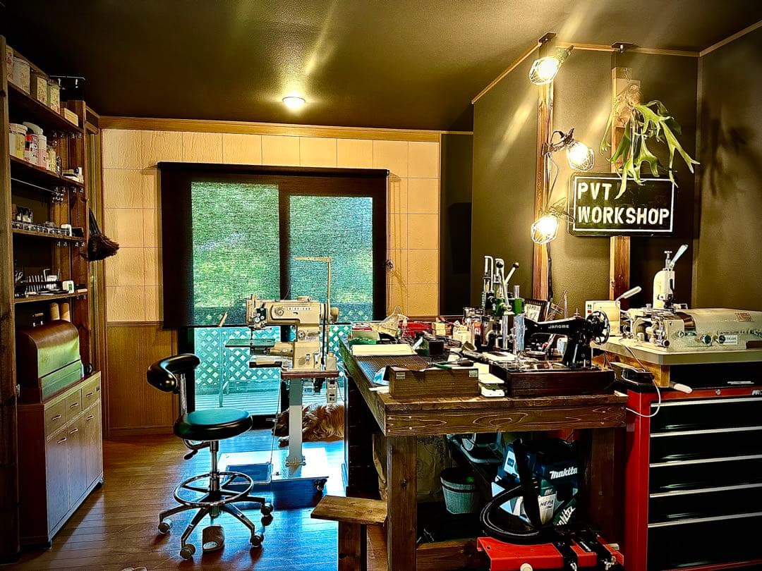 Pvt.Workshop 極　CL 本革　ハーフプレマケース