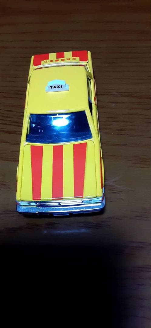 トミカ　ダンディ　 日産　グロリア　タクシー　DJ-014 1/43