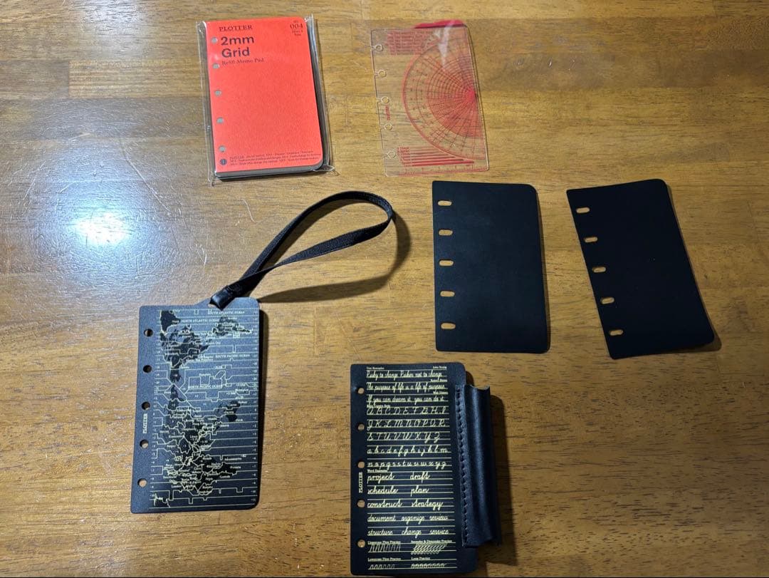 PLOTTER 5穴リングレザーバインダー プエブロ ミニ5サイズ ブラウン