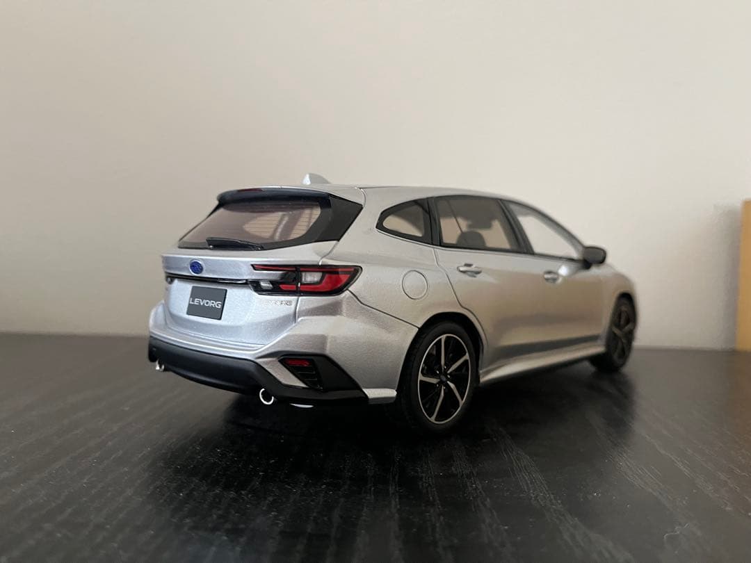 samurai 1/18 スバル LEVORG
